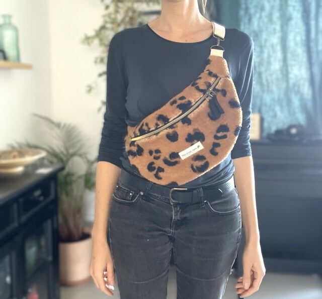 Sac banane fausse fourrure léopard – Image 4