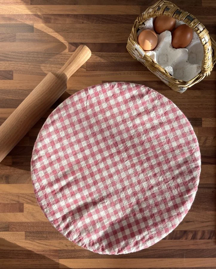 charlotte couvre-plat vichy rose et nid d'abeille écru naturel