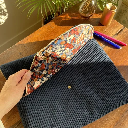 pochette mac book air 13 pouces en velours et liberty of london