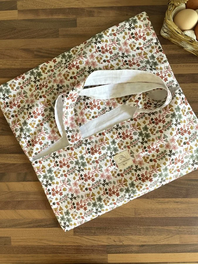 sac à tarte fleuri réversible milly rose thé