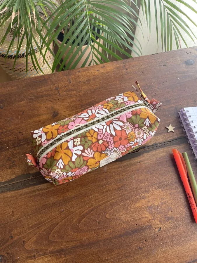 Trousse d'école fleurie tropicale – Image 2