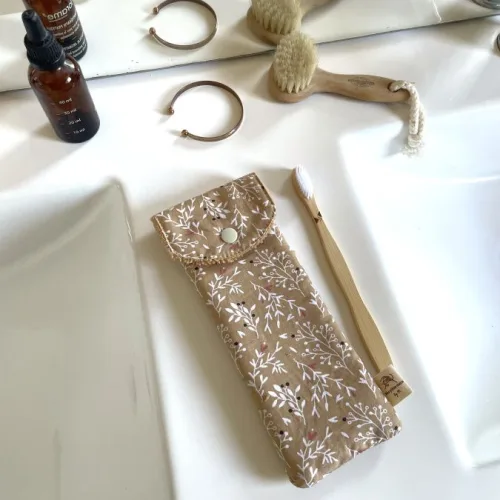 Pochette brosse à dents Noisette