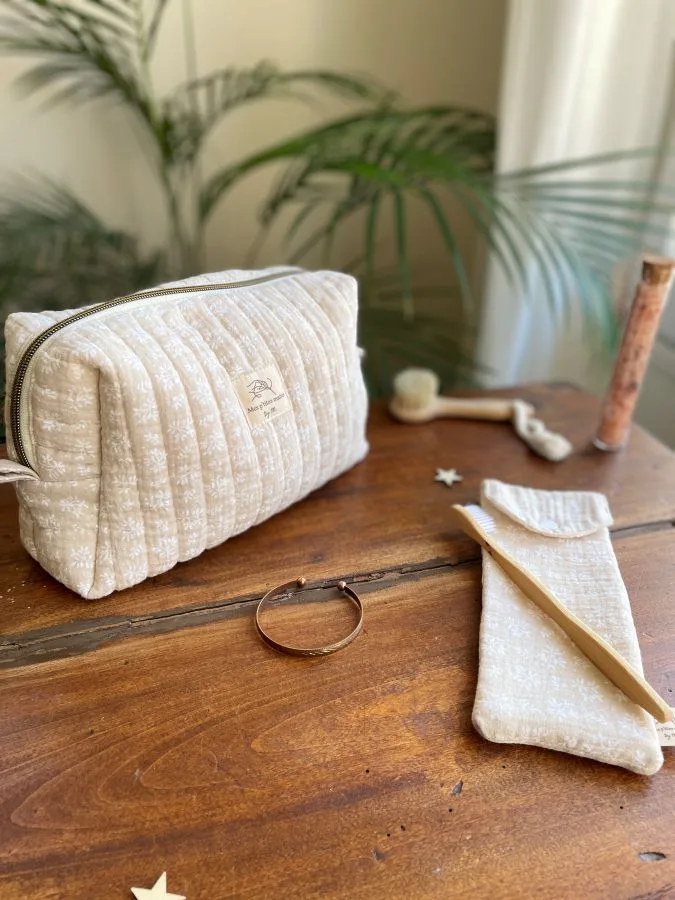 Pochette brosse à dents beige feuilles blanches – Image 3