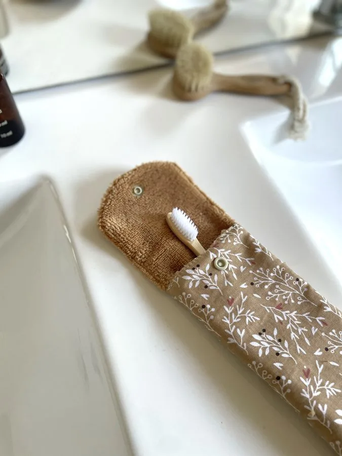 Pochette brosse à dents Noisette – Image 3