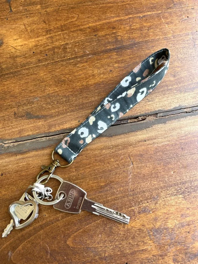 Porte-clé dragonne léopard – Image 3