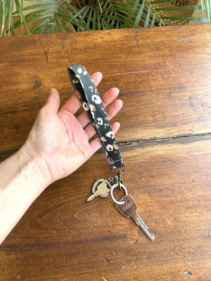 Porte-clé dragonne léopard – Image 4