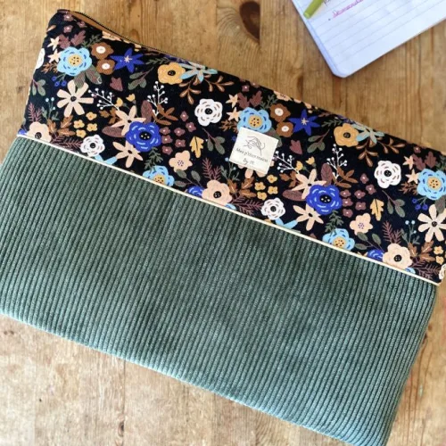 Housse ordinateur velours fleuri